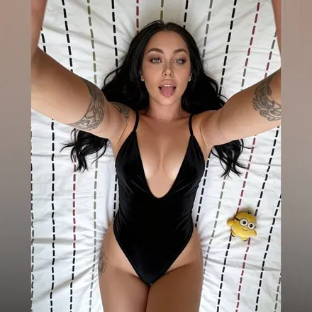 OnlyFans of deavanclegg