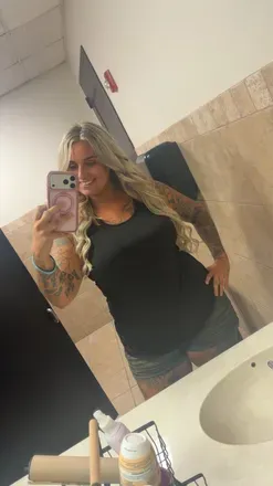 OnlyFans account  hustlerhoney23 avatar 1