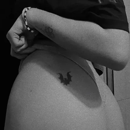 OnlyFans cuenta lucierrnaga__ header 2