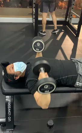 OnlyFans cuenta henry_chaly header 2