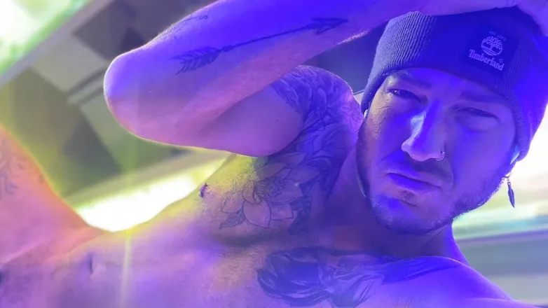 OnlyFans cuenta matthewjamesxxx header 2