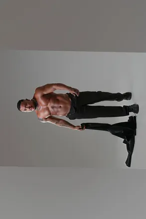 OnlyFans account  ernandeshot header 2