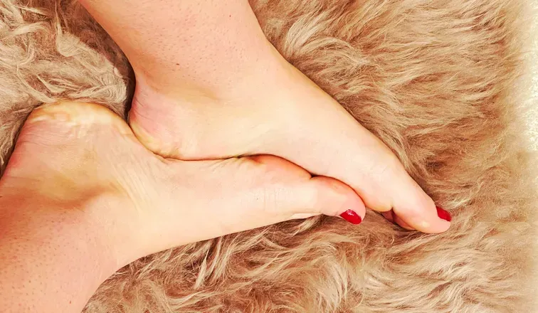 OnlyFans cuenta tallulahs-toes header 2