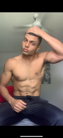 OnlyFans cuenta indianboy128 header 2