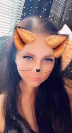 OnlyFans account  roseyjj header 2