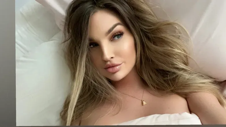 OnlyFans cuenta thebarbielegs previous_avatars_1 3
