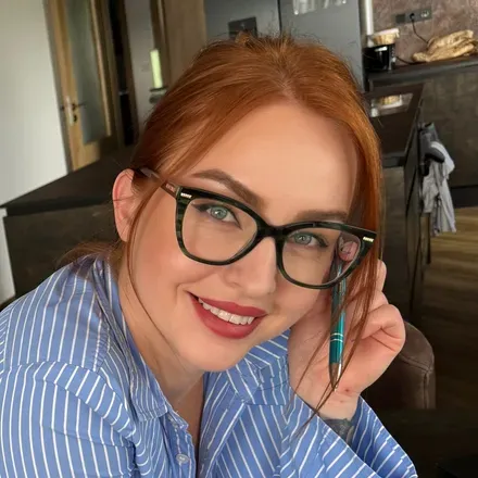 OnlyFans cuenta redheadragonmodel avatar 1