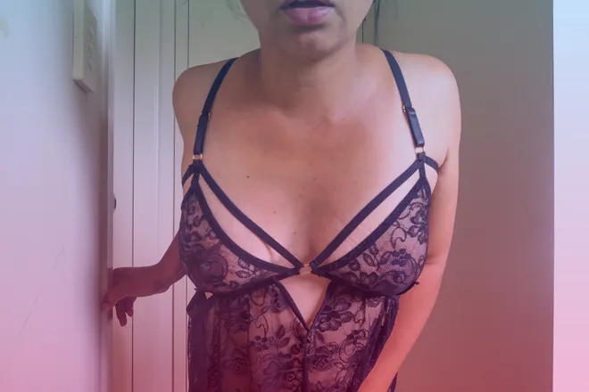 OnlyFans cuenta cami_cremes header 2