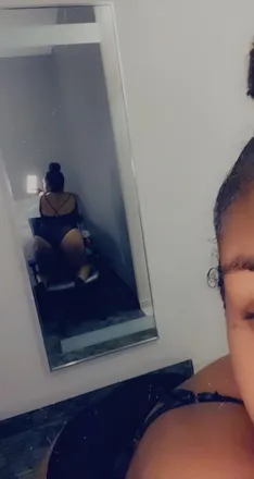 OnlyFans cuenta prettypink97 header 2