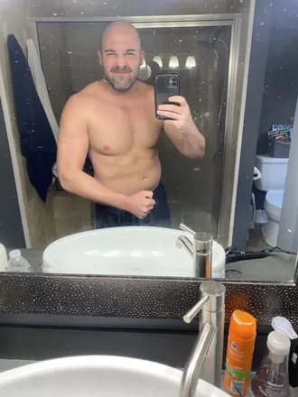 OnlyFans cuenta andreww1129 header 2