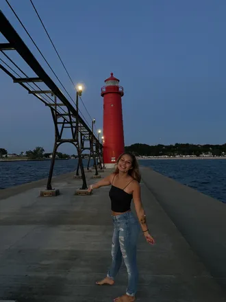 OnlyFans cuenta alyssalamb01 header 2