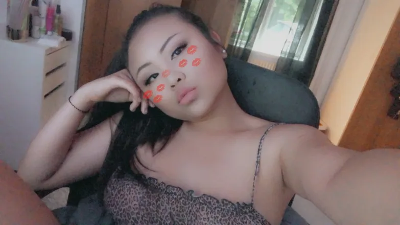 OnlyFans cuenta oliviiaa1 header 2