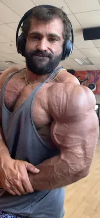 OnlyFans cuenta young_muscle_stud avatar 1