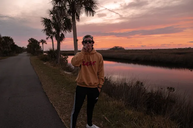 OnlyFans account  salteejay header 2