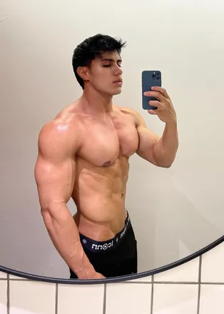 OnlyFans of cristianlopezbf