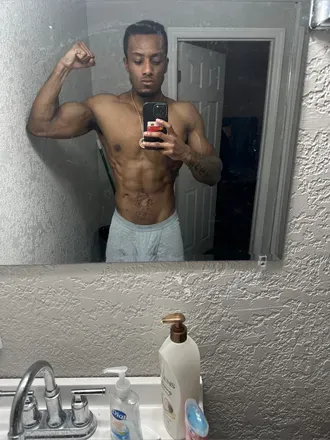 OnlyFans account  theefitbbc avatar 1