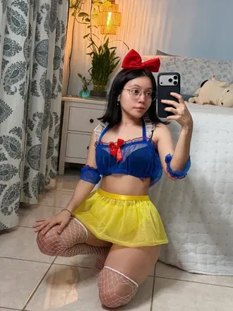 OnlyFans cuenta miniakanee avatar 1