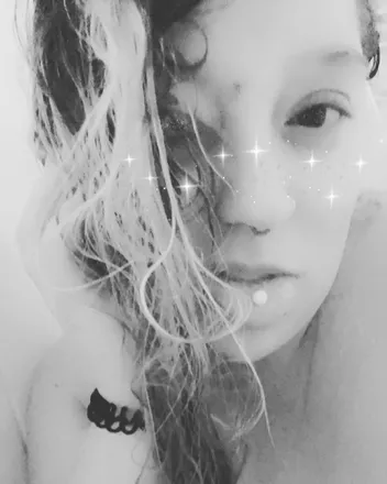 OnlyFans cuenta kam28 header 2