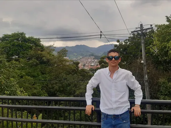 OnlyFans cuenta juangalindo_7 avatar 1