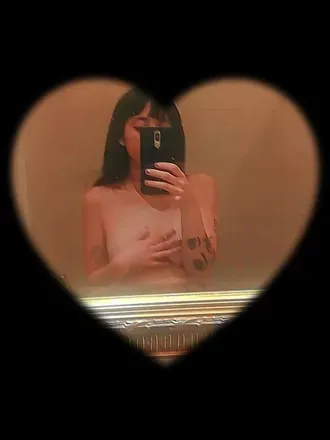 OnlyFans cuenta peachoregano header 2