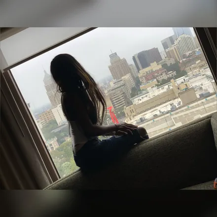 OnlyFans account  cinarzu header 2