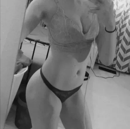 OnlyFans cuenta karime18 avatar 1