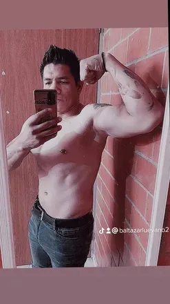 OnlyFans cuenta karelo1 avatar 1