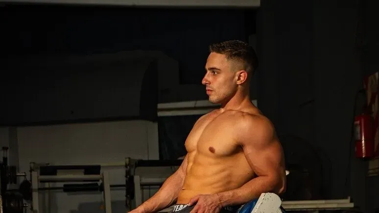 OnlyFans cuenta facusexy header 2