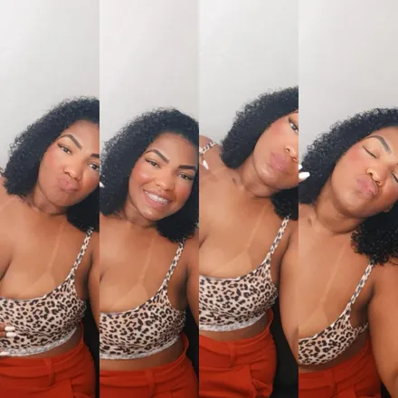 OnlyFans cuenta vickamor header 2