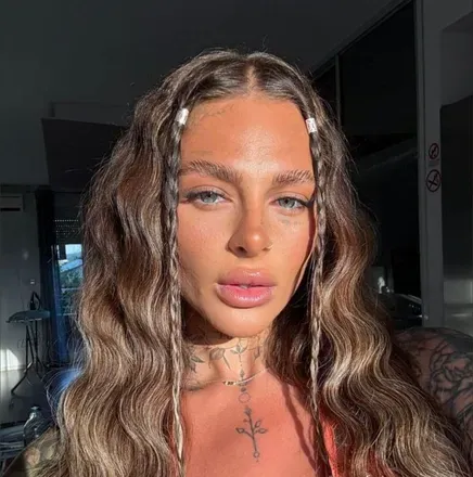 OnlyFans cuenta strawberriesxox avatar 1