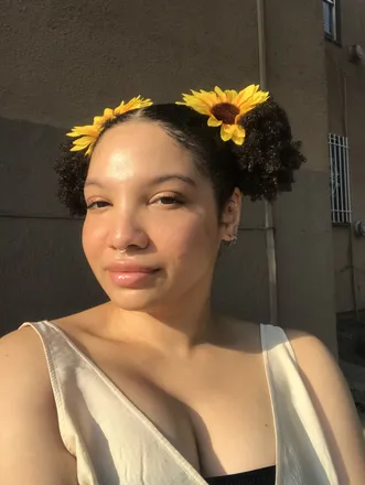 OnlyFans cuenta yellow_cake header 2