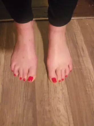 OnlyFans cuenta reddautumnrainfetish avatar 1