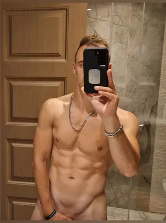 OnlyFans cuenta orangefittwunk header 2