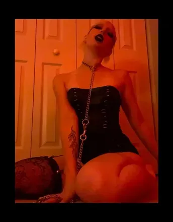 OnlyFans cuenta lovely.devilll avatar 1