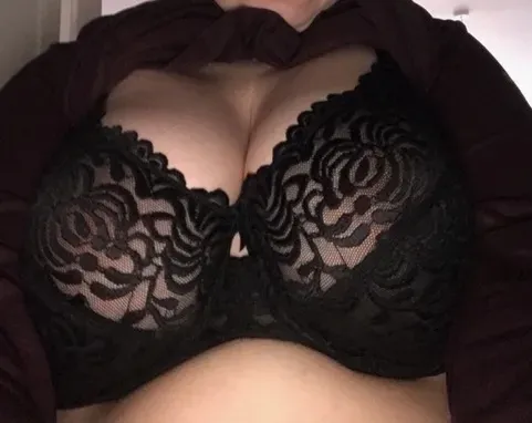 OnlyFans cuenta tiredmumof2 avatar 1
