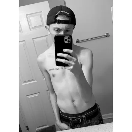 OnlyFans account  zackd1997 avatar 1