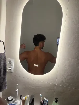 OnlyFans account  efrareyes avatar 1