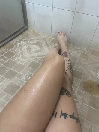 OnlyFans cuenta aretitosparati header 2
