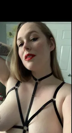 OnlyFans cuenta traumamama97 avatar 1