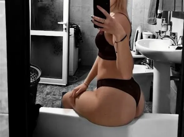 OnlyFans cuenta hiddengirlfree header 2