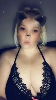 OnlyFans cuenta itsonlykaz header 2