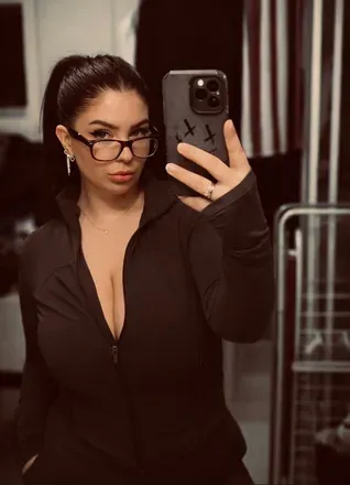 OnlyFans account  oliviavalency avatar 1