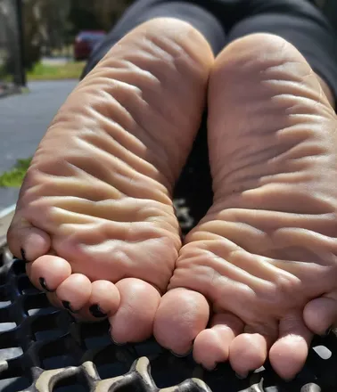 OnlyFans account  tootieztoez header 2