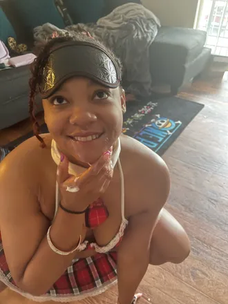 OnlyFans cuenta freakqueenki header 2