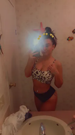 OnlyFans cuenta u140271798 header 2