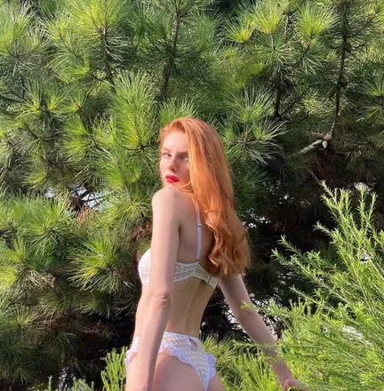 OnlyFans cuenta beataparisi avatar 1