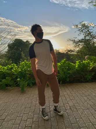 OnlyFans cuenta vic_adolfo header 2