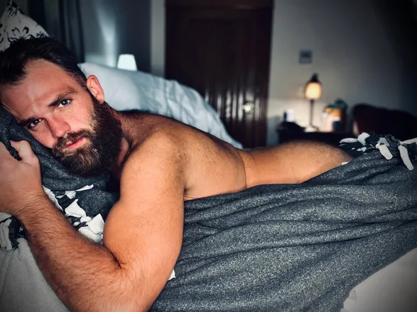 OnlyFans account  suttonj251 header 2