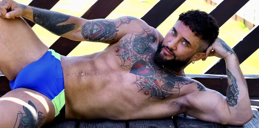 OnlyFans account  lawrenceloadedx header 2