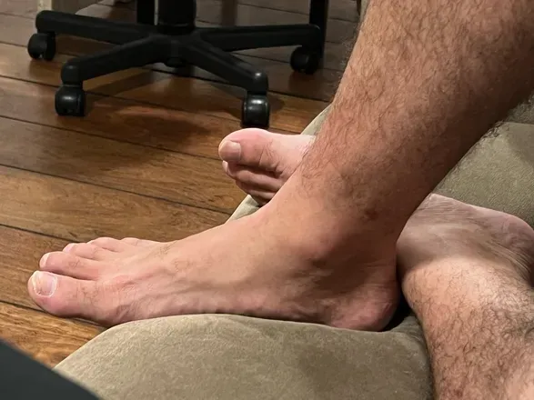 OnlyFans cuenta mybrosfeet header 2
